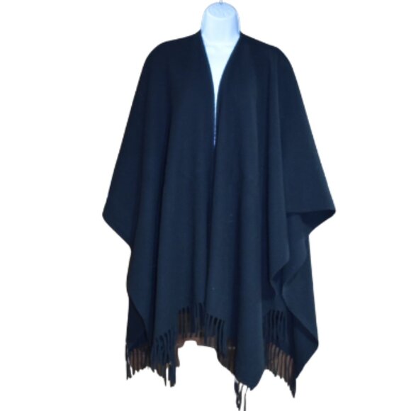 Black Cape Open Poncho Fringe Bottom One Size Cozy Fall Winter Layer - Picture 1 of 6
